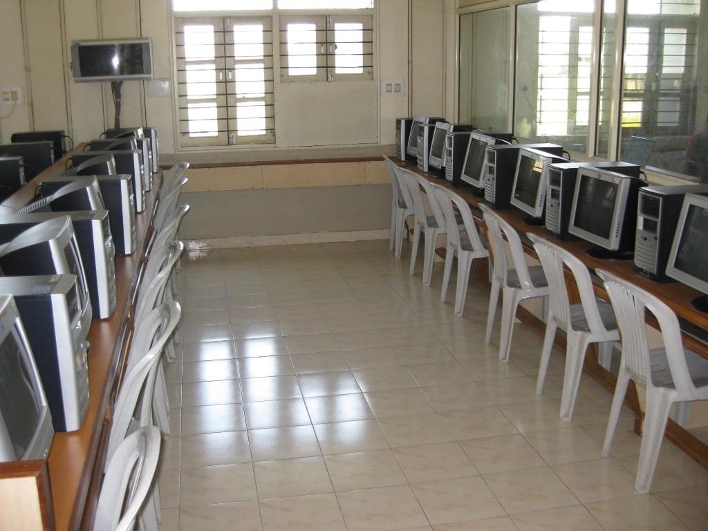 Indukaka Ipcowala College of Pharmacy Anand Infrastructure photo 14